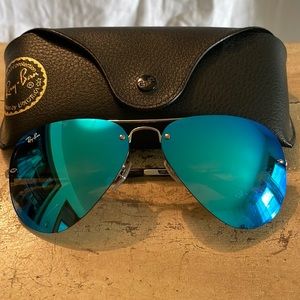 COPY - Ray-Ban Blue Mirrored Aviator Sunglasses
